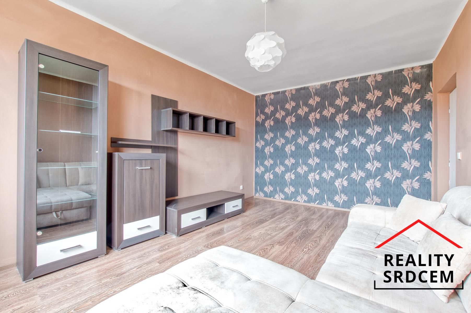 Pronájem byt 2+1 - tř. Těreškovové , Karviná, 54 m² - 2