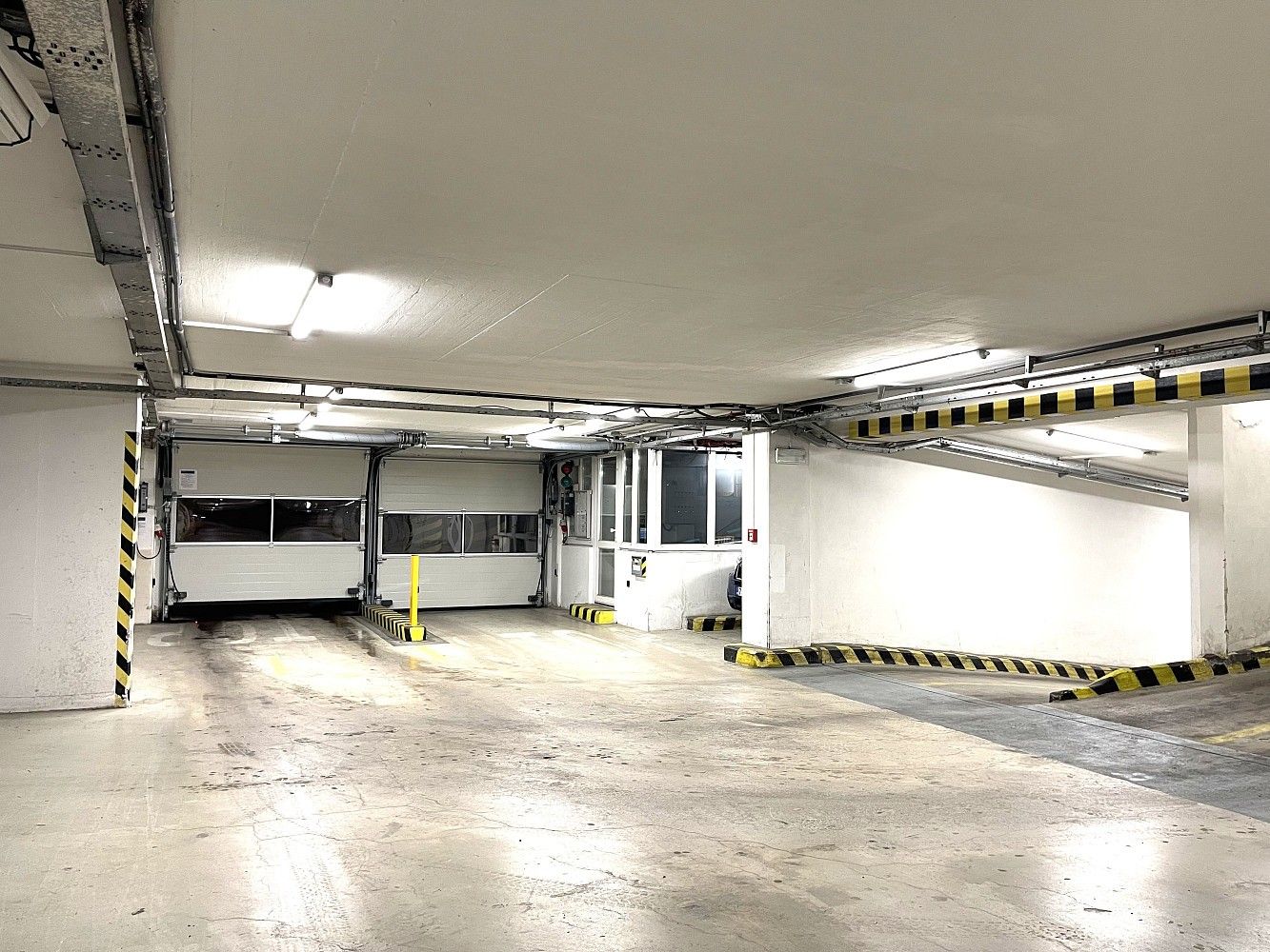 Garáže, Praha - Stodůlky, okres Praha 13, Hlavní město Praha, 17 m² - 2