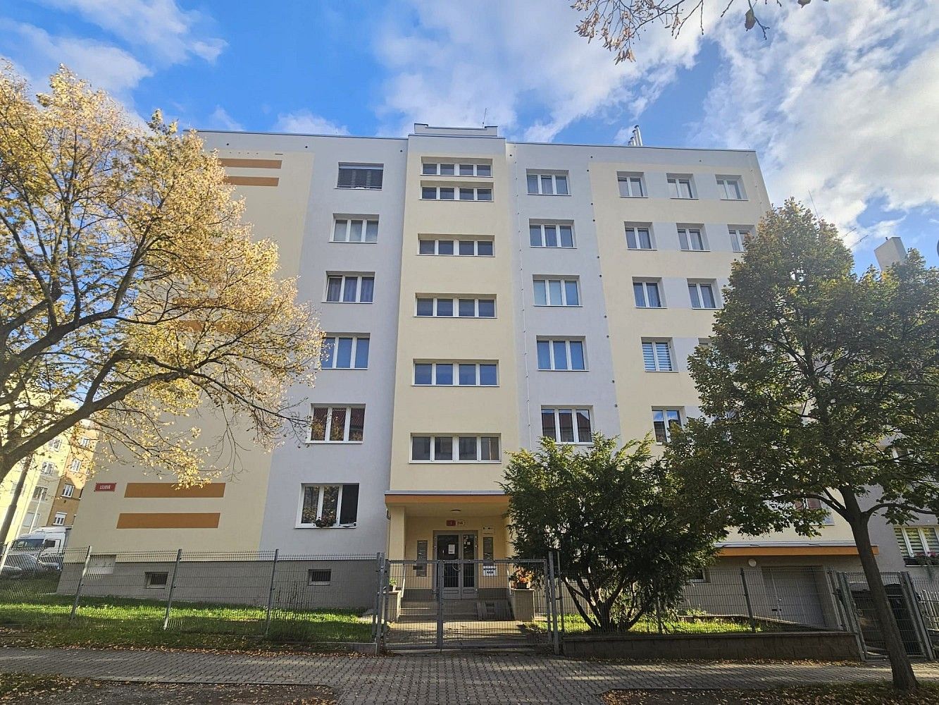 2+1, Liliová, Plzeň - Východní Předměstí, 70 m² - 1