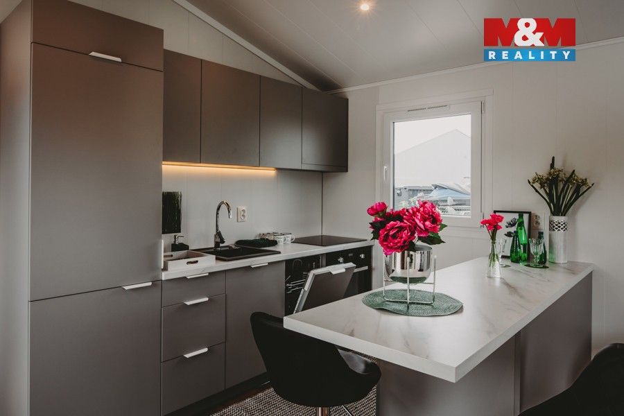 Prodej rodinný dům - Lázně Bohdaneč, 533 41