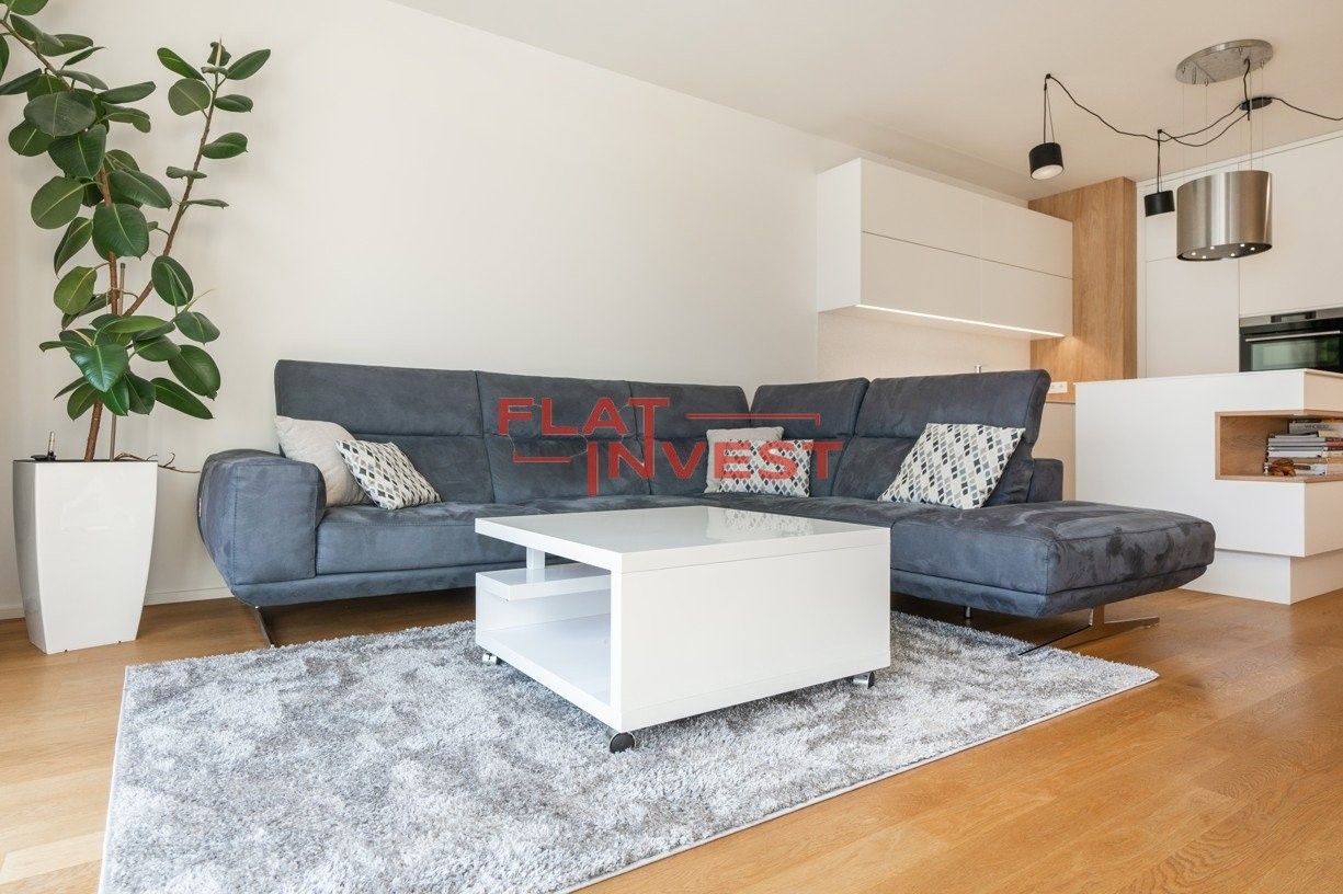 Pronájem byt 3+kk - Radimova, Praha, 106 m²