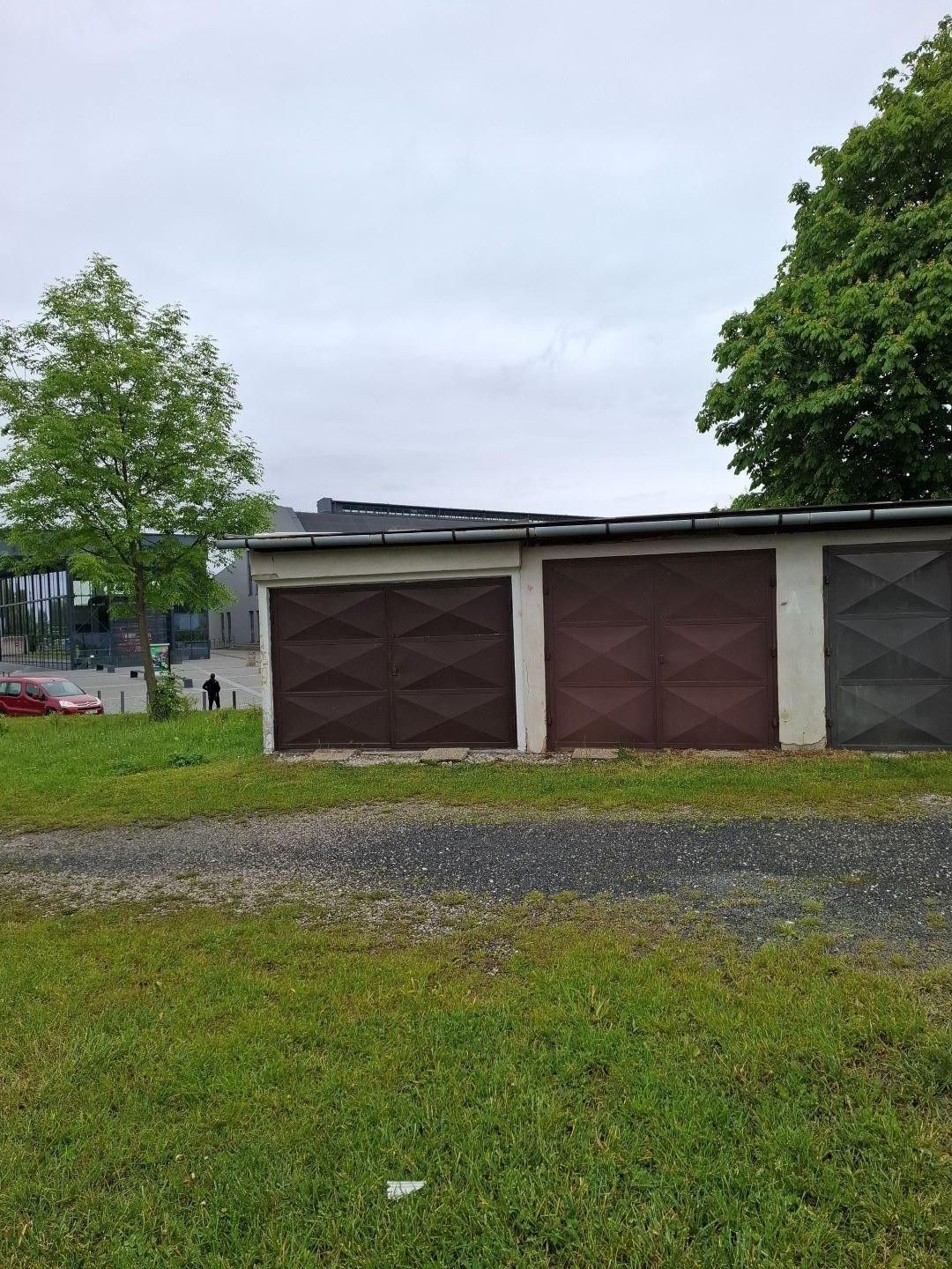 Pronájem garáž - Husova, Kopřivnice, 19 m²