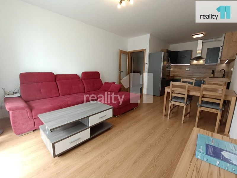 2+kk, Štěrbova, Chýně, 60 m²