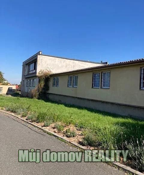 Obchodní prostory, V Zahradách, Světice, 110 m²