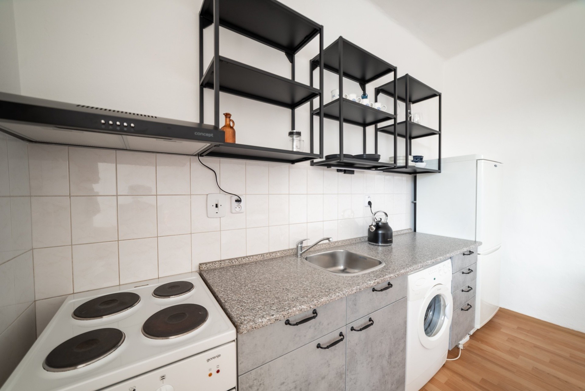 Byt 1+kk · 24 m² · Tusarova, Praha - 4