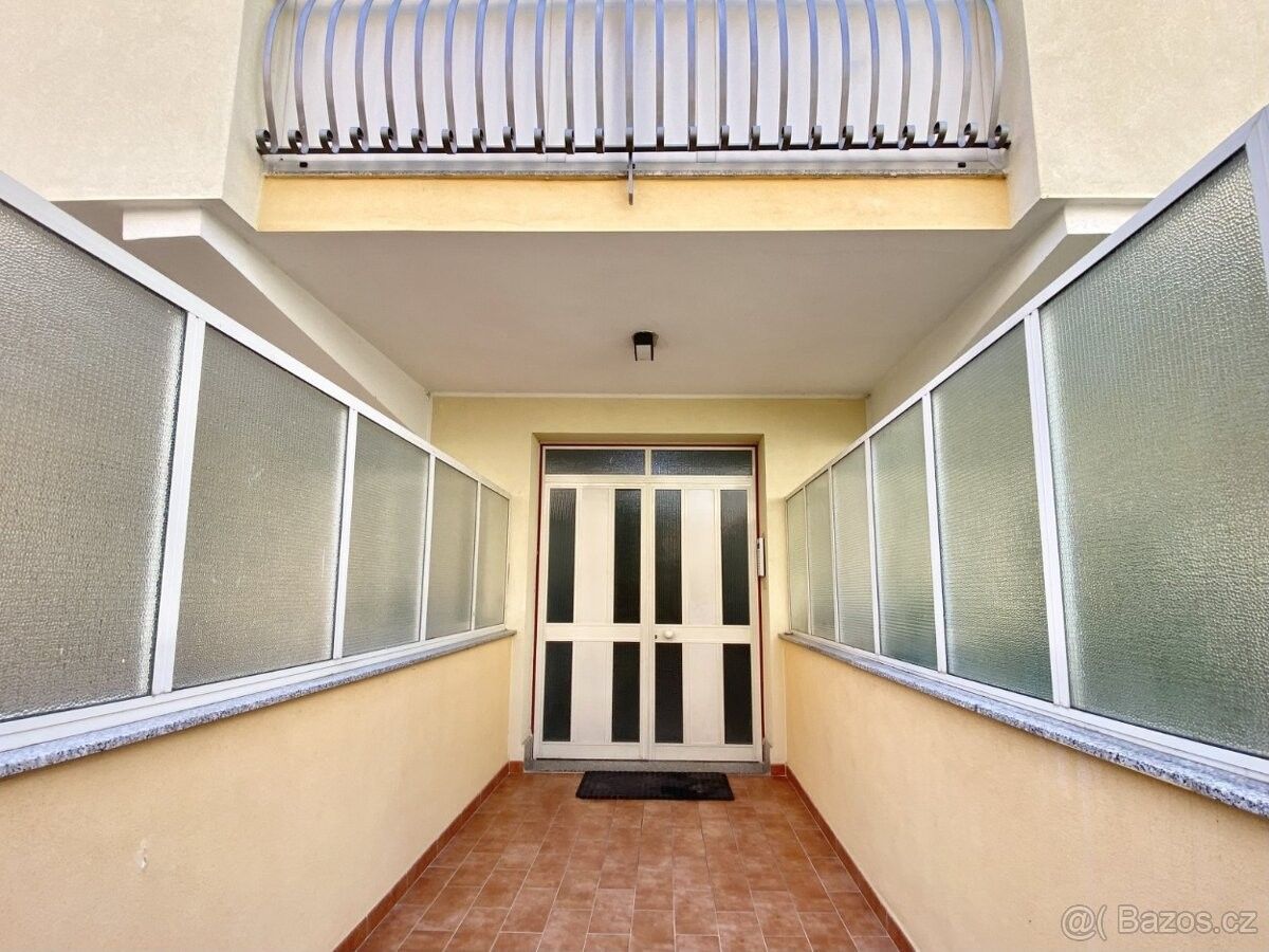 Prodej byt - 987 66, Zahraničí