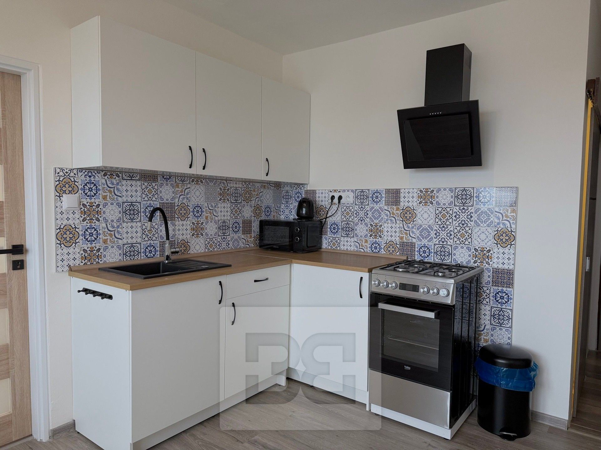 Pronájem byt 1+1 - Emy Destinové, České Budějovice, 36 m²