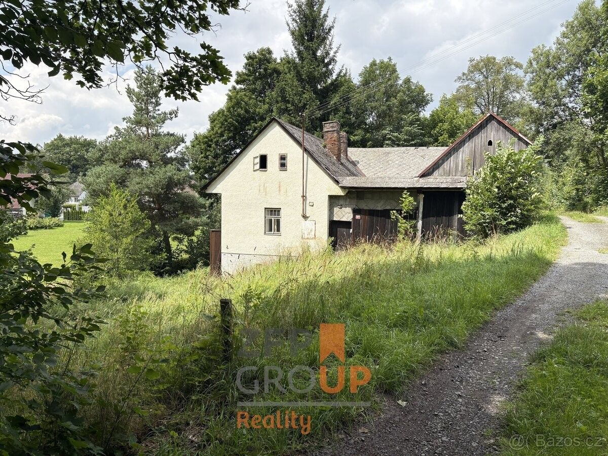 Rodinné domy, Korouhev, 569 93