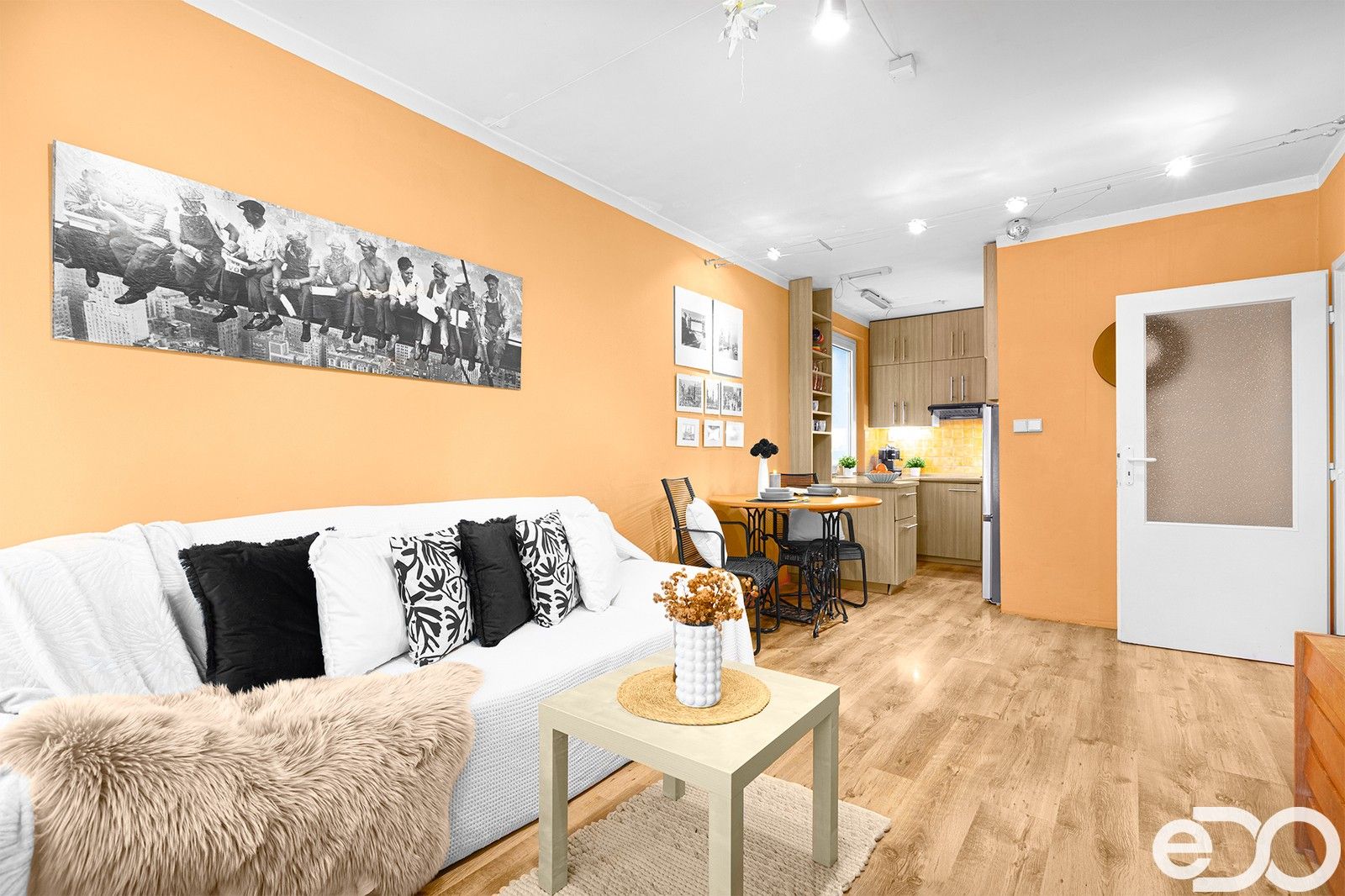 2+kk, Bazovského, Praha, 44 m²