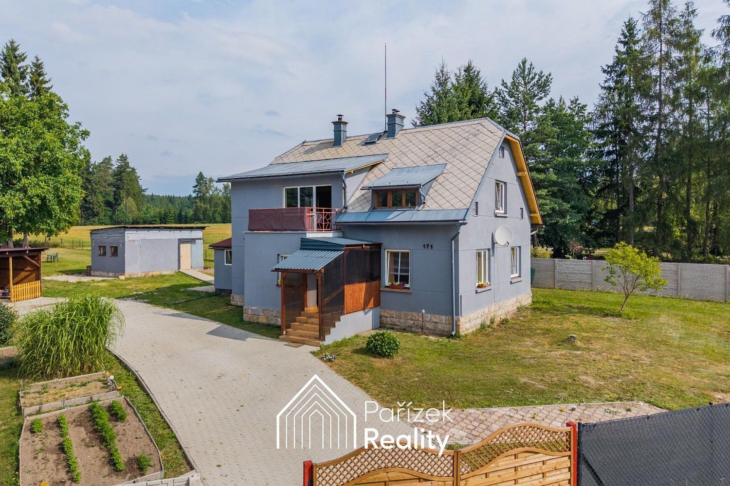 Rodinné domy, Nemojov - Starobucké Debrné, okres Trutnov, 177 m² - 1