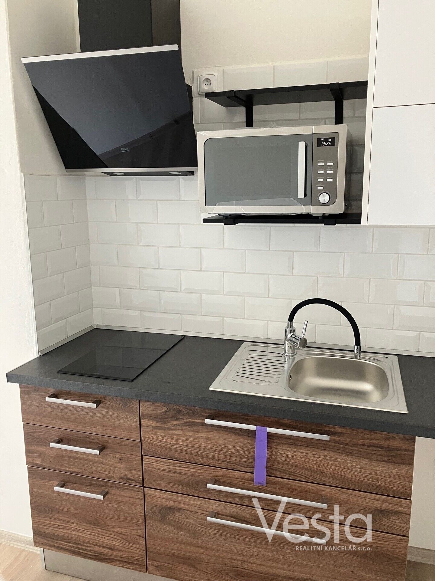 1+kk, Březinova , Děčín, 22 m²