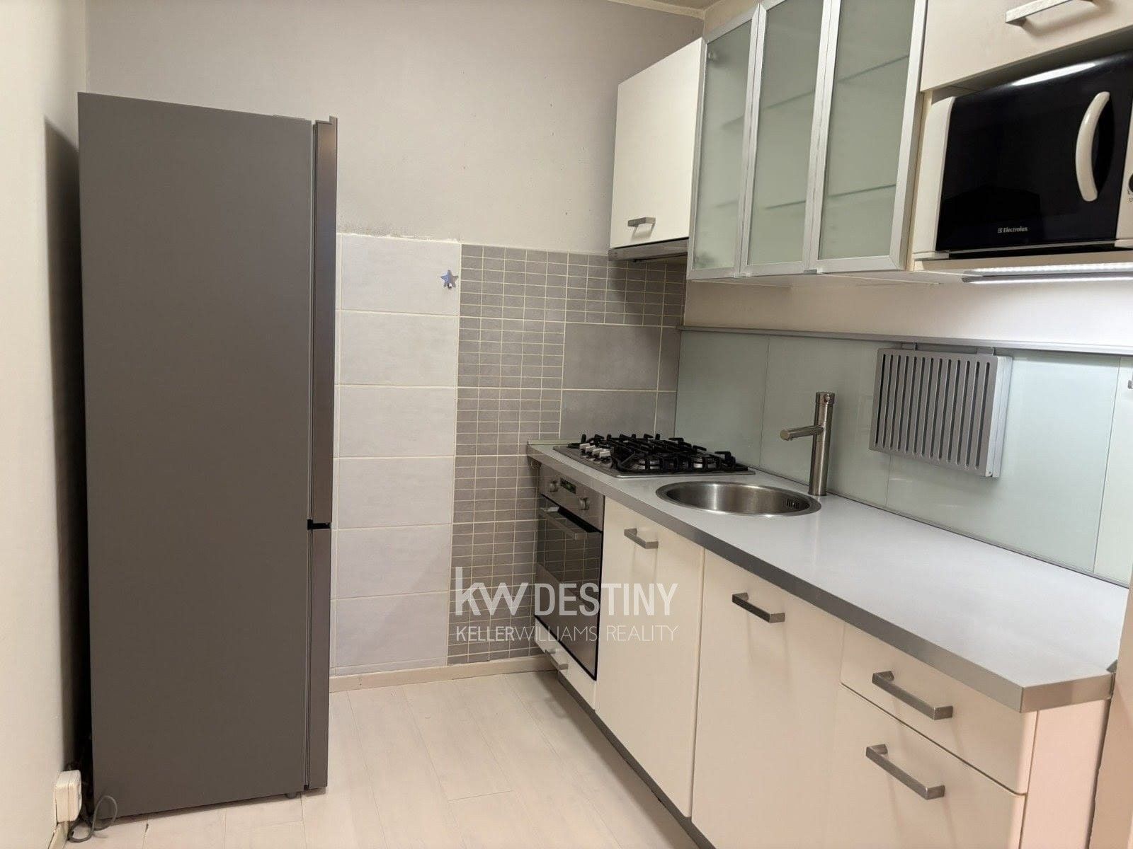 Pronájem byt 2+kk - Slovenská, Teplice, 41 m²