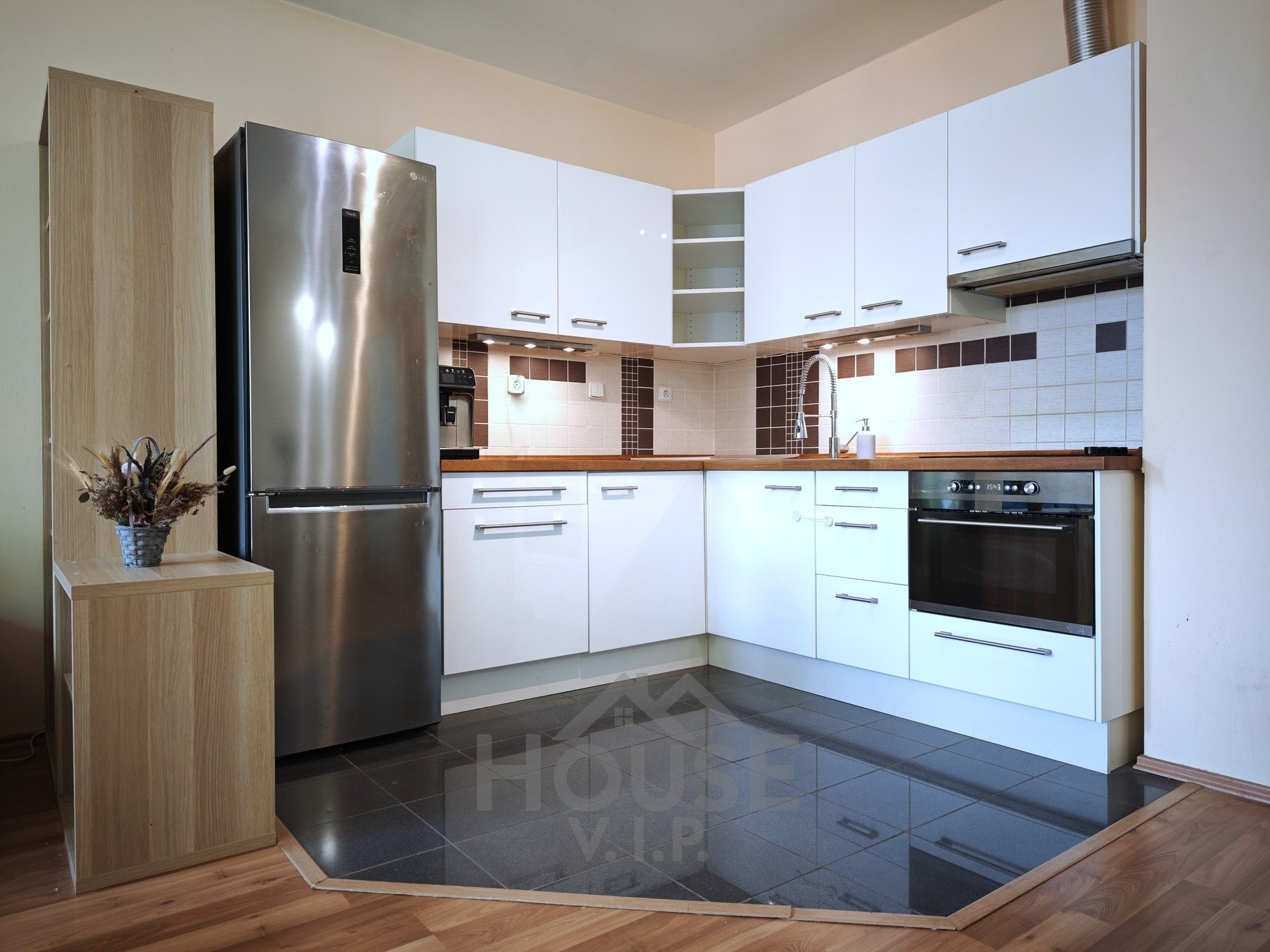 2+kk, Přemyslovská, Roztoky, 63 m² - 2
