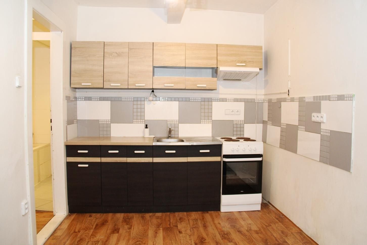 Ostatní, Žerotínova, Praha, 53 m²