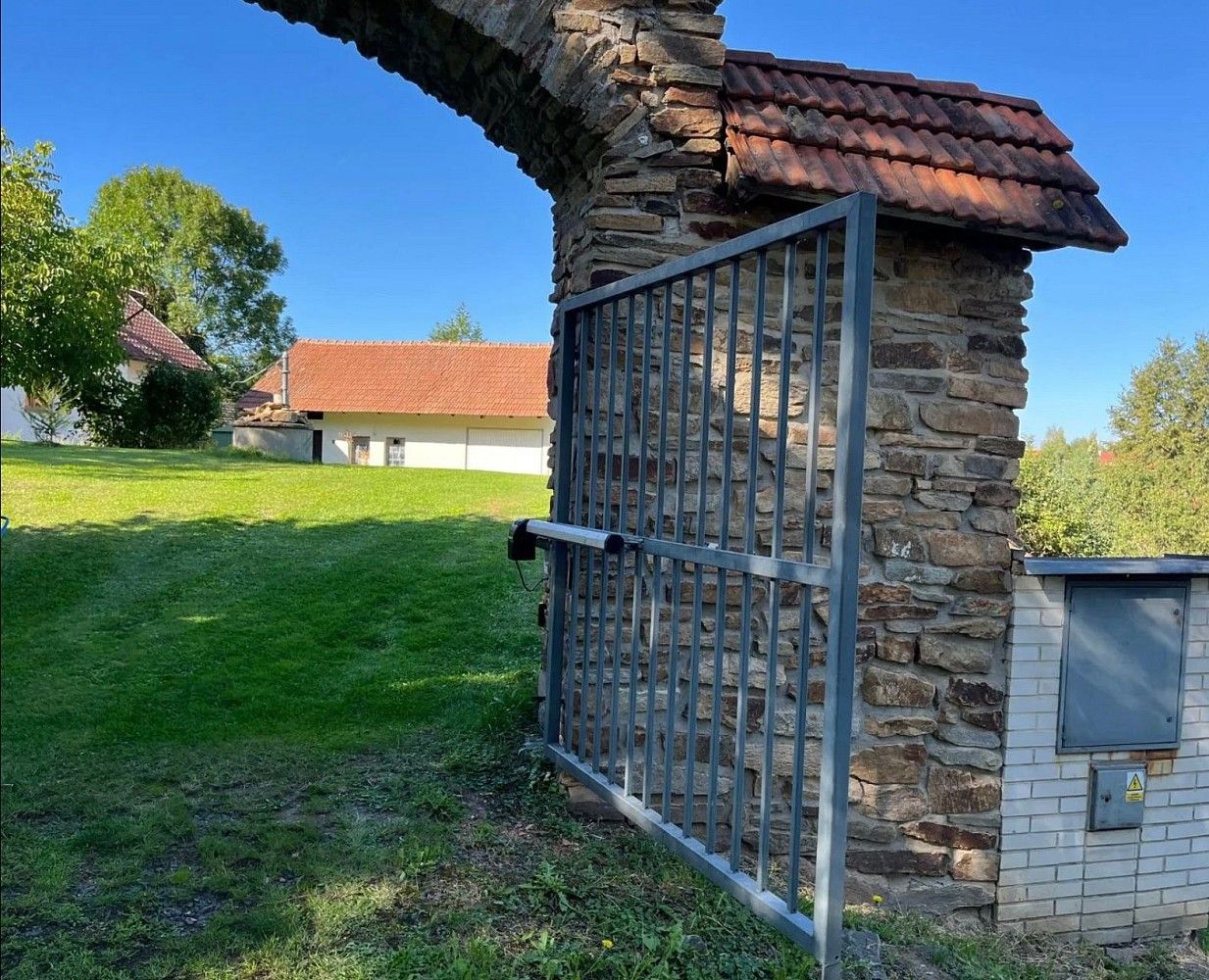 Rodinný dům · 184 m² · Barchovice, okres Kolín, Středočeský kraj - 2