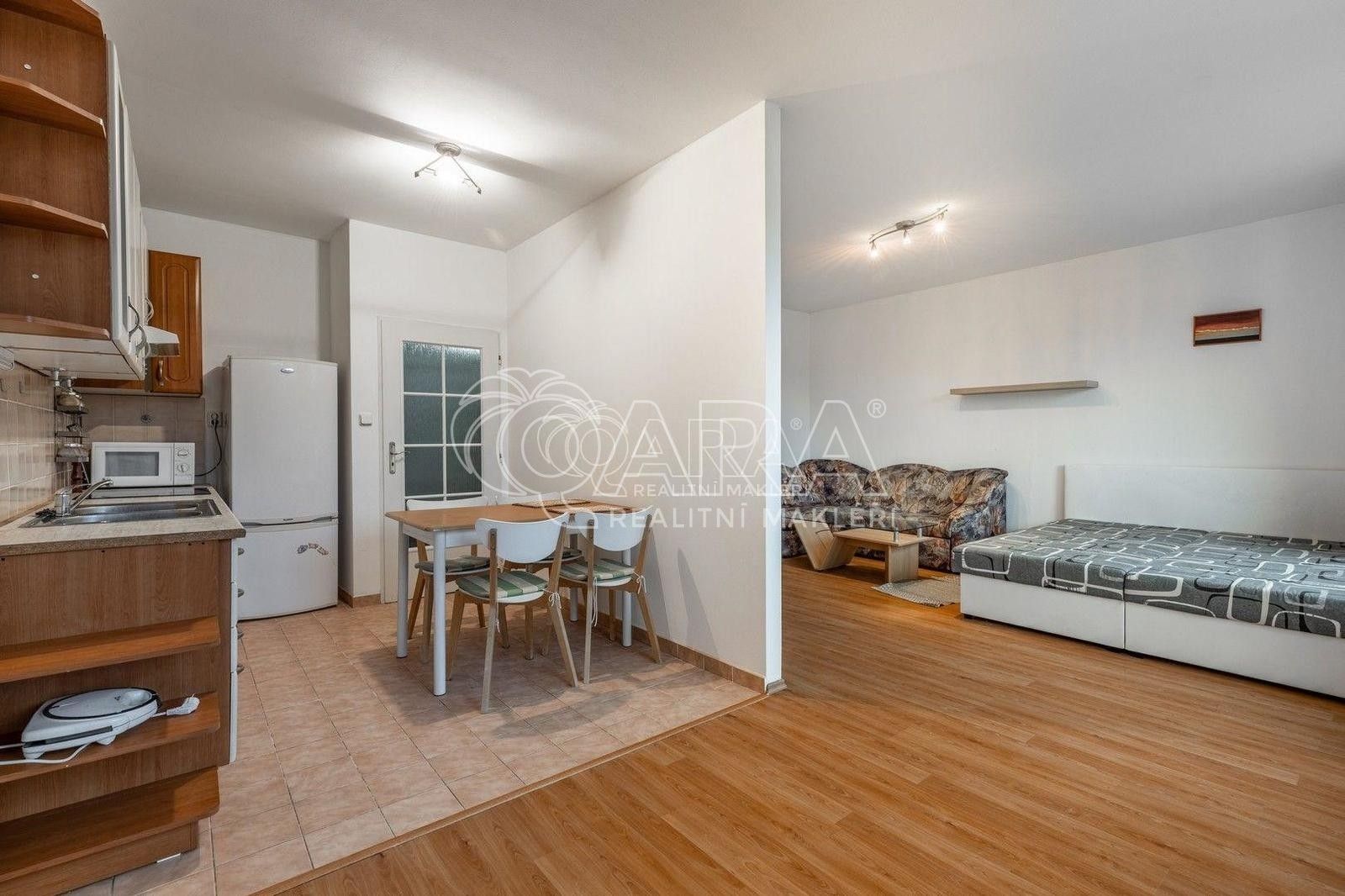 1+1, U Zahradního města, Praha, 48 m²