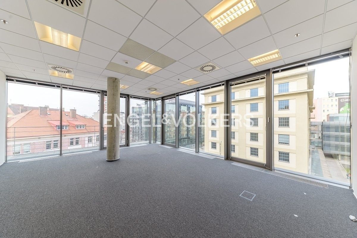 Kancelář · 564 m² · Jankovcova 1037, Praha Holešovice - 3