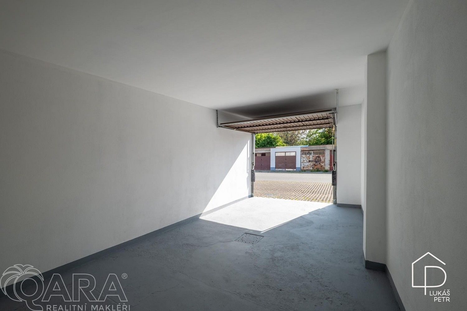 Prodej ostatní - Praha - Čakovice, okres Praha 18, Hlavní město Praha, 20 m² - 5