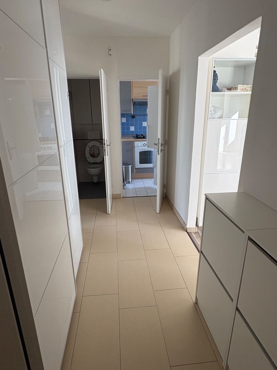 3+kk, Na rovinách, Praha - Lhotka, 66 m² - 2