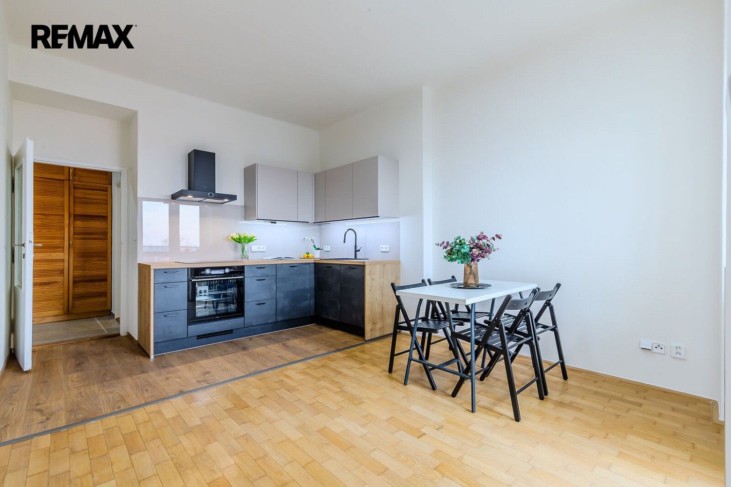 2+kk, Praha - Vinohrady, okres Praha 3, Hlavní město Praha, 55 m² - 1