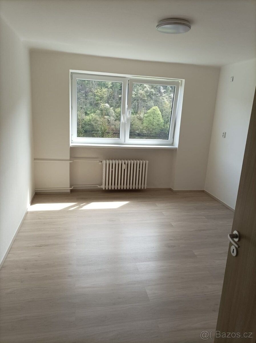 Pronájem byt - Kamýk nad Vltavou, 262 63