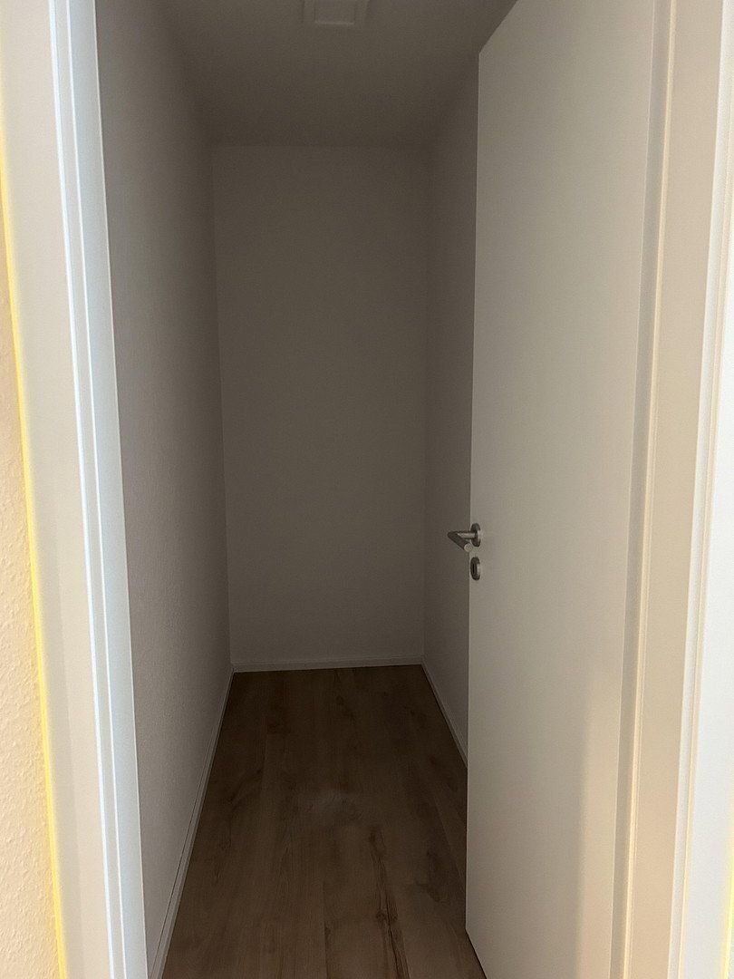 Pronájem byt 1+1 - , Bádensko-Württembersko, 37 m² - 5