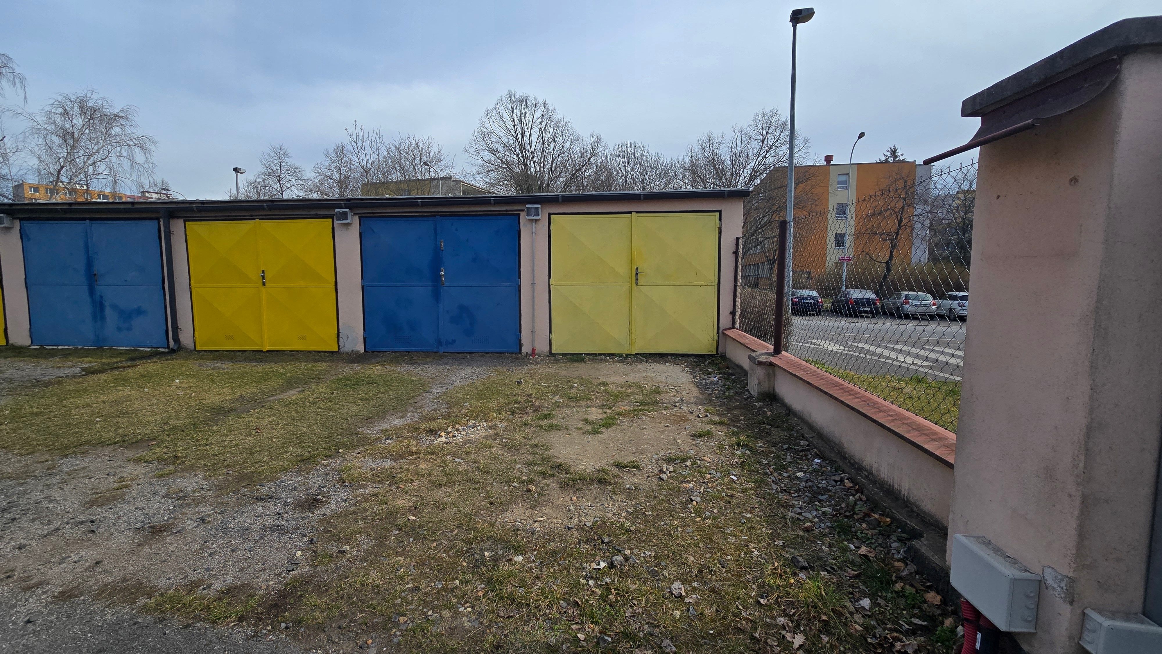 Prodej garáž - Ohnivcova, Praha, 16 m²