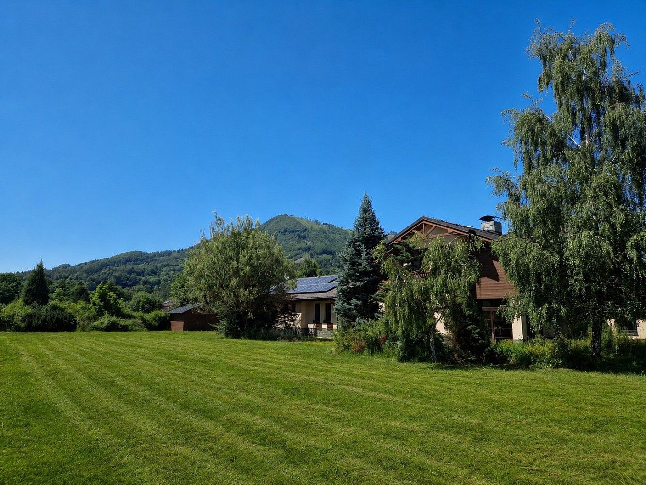 Rodinné domy, Čeladná, okres Frýdek-Místek, 292 m² - 1