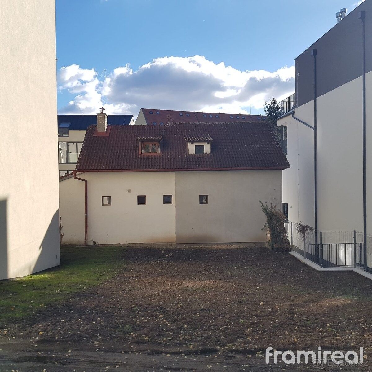 Prodej pozemek pro bydlení - Praha, 180 00