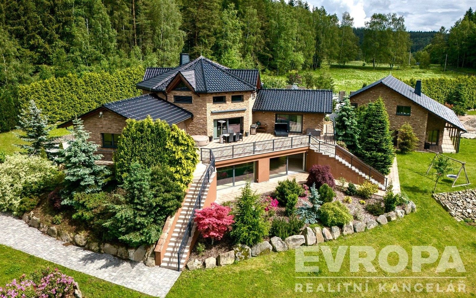 Rodinné domy, Nejdek Vysoká Štola, 618 m² - 1