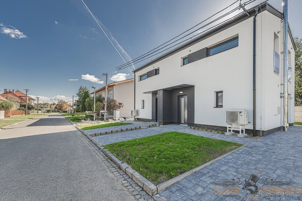 Prodej rodinný dům - Pardubice, 533 01