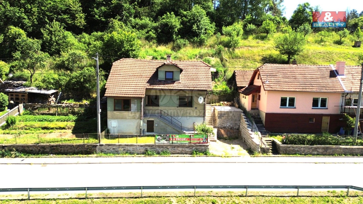 Rodinné domy, Věžná, 481 m²