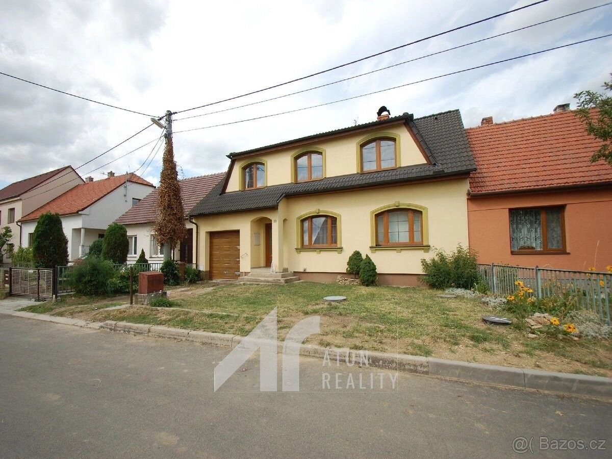 Prodej dům - Ivančice, 664 91, 2 358 m²