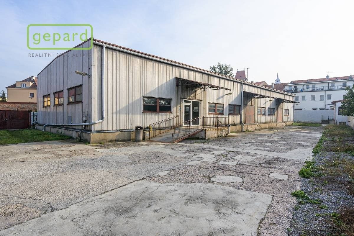 Pronájem obchodní prostory - Český Brod, 282 01