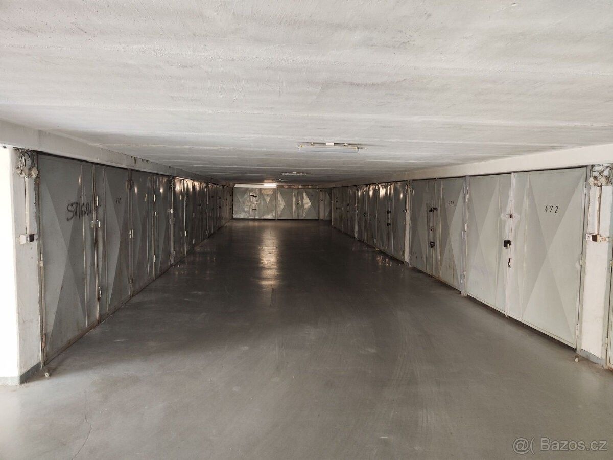 Pronájem garáž - Praha, 158 00
