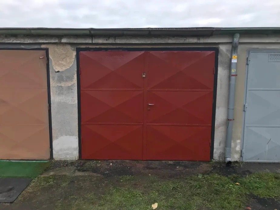 Garáže, Barchov, 530 02