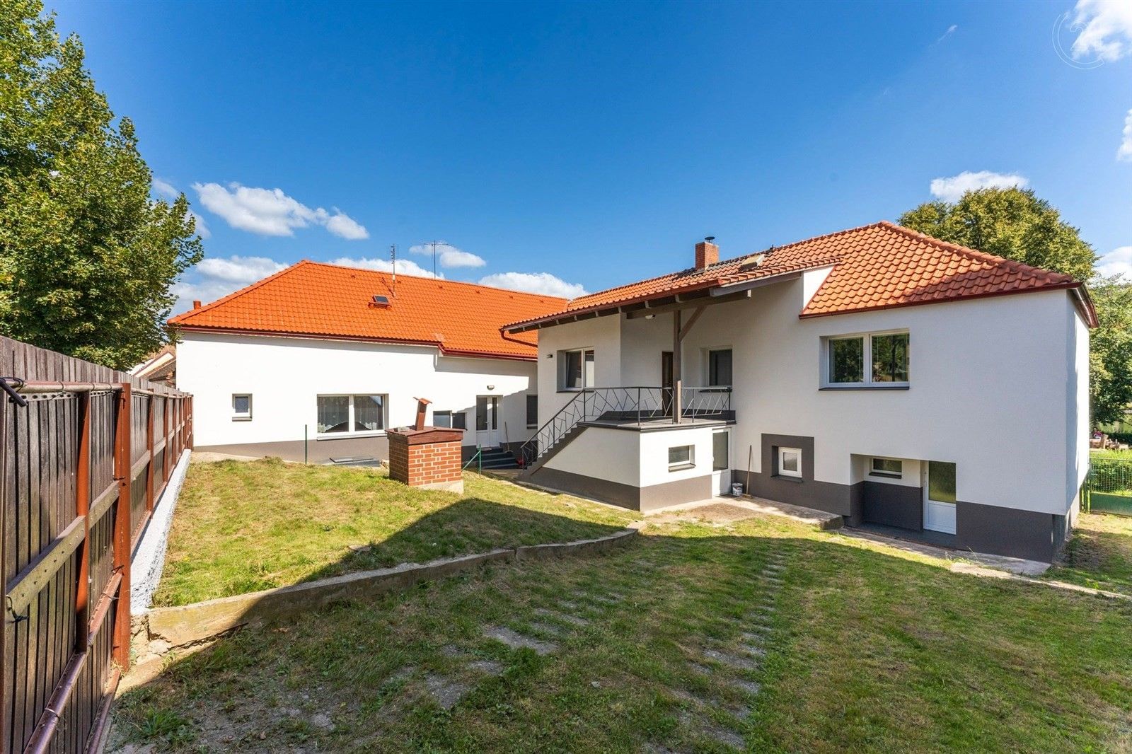 Prodej rodinný dům - Kamýk nad Vltavou, 320 m²