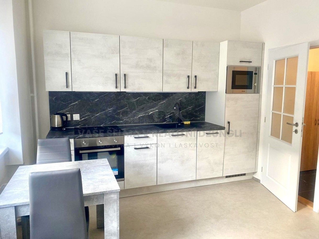 1+kk, třída Dukelských hrdinů, Jáchymov, okres Karlovy Vary, 32 m² - 1