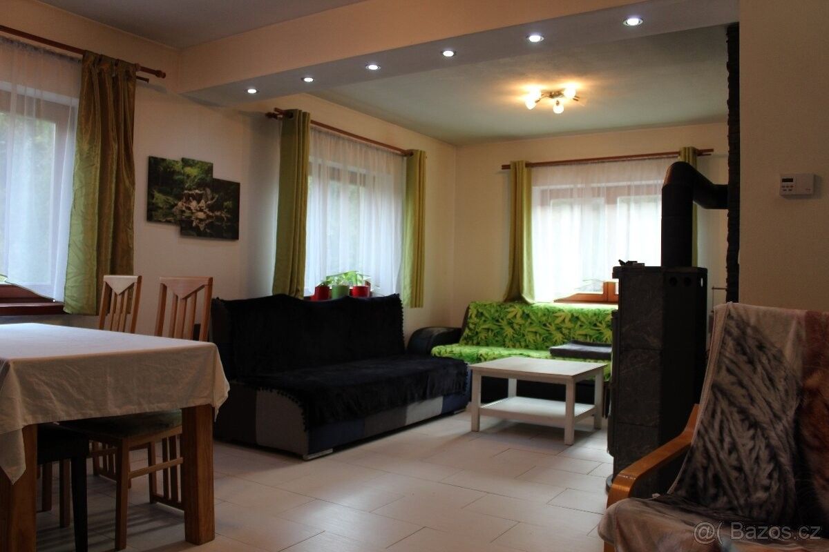 Pronájem rodinný dům - Město Touškov, 330 33