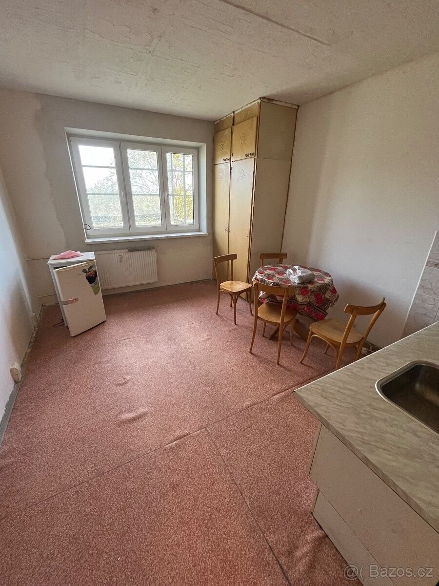 Pronájem byt - Rotava, 357 01