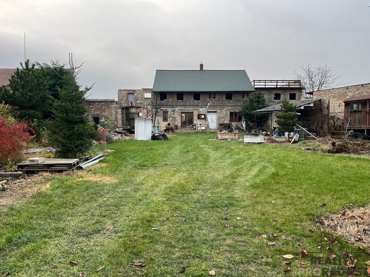 Prodej rodinný dům - Louny, 440 01