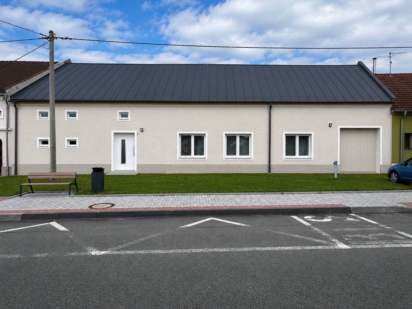 Rodinné domy, Chrášťany, Hulín, 370 m² - 2