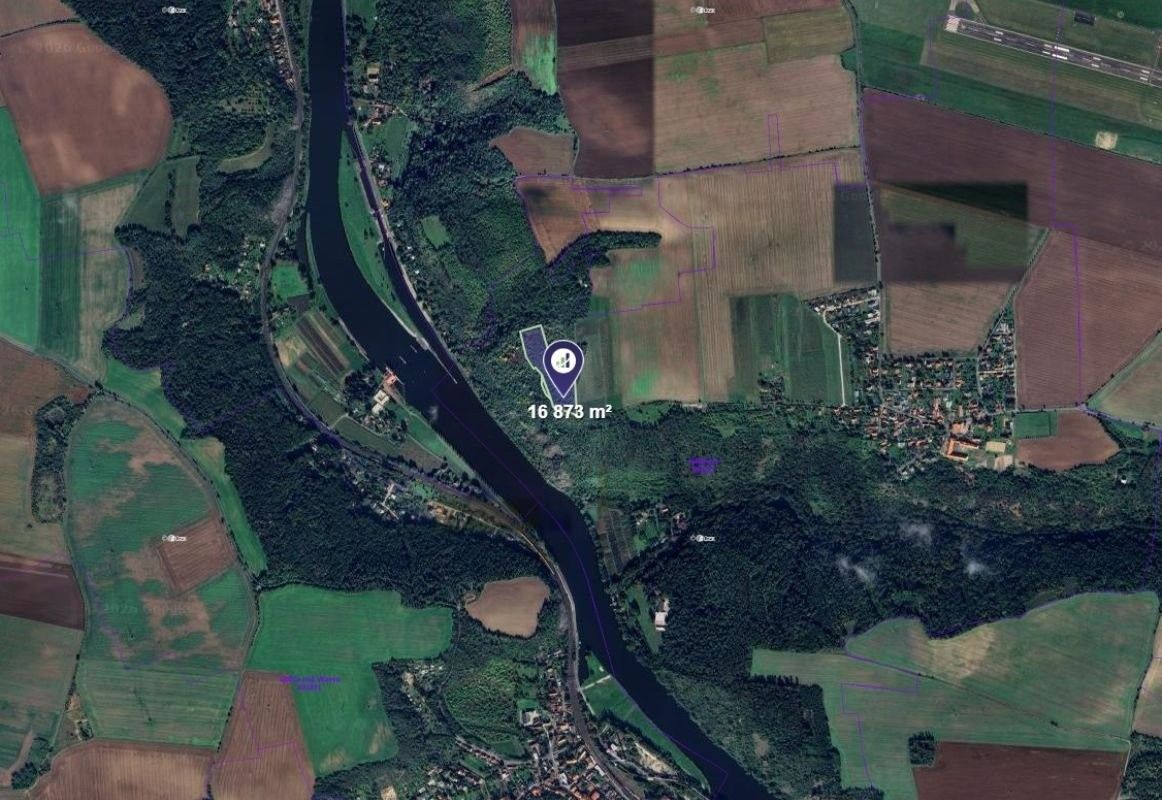 Louky, Máslovice, 7 030 m² - 2