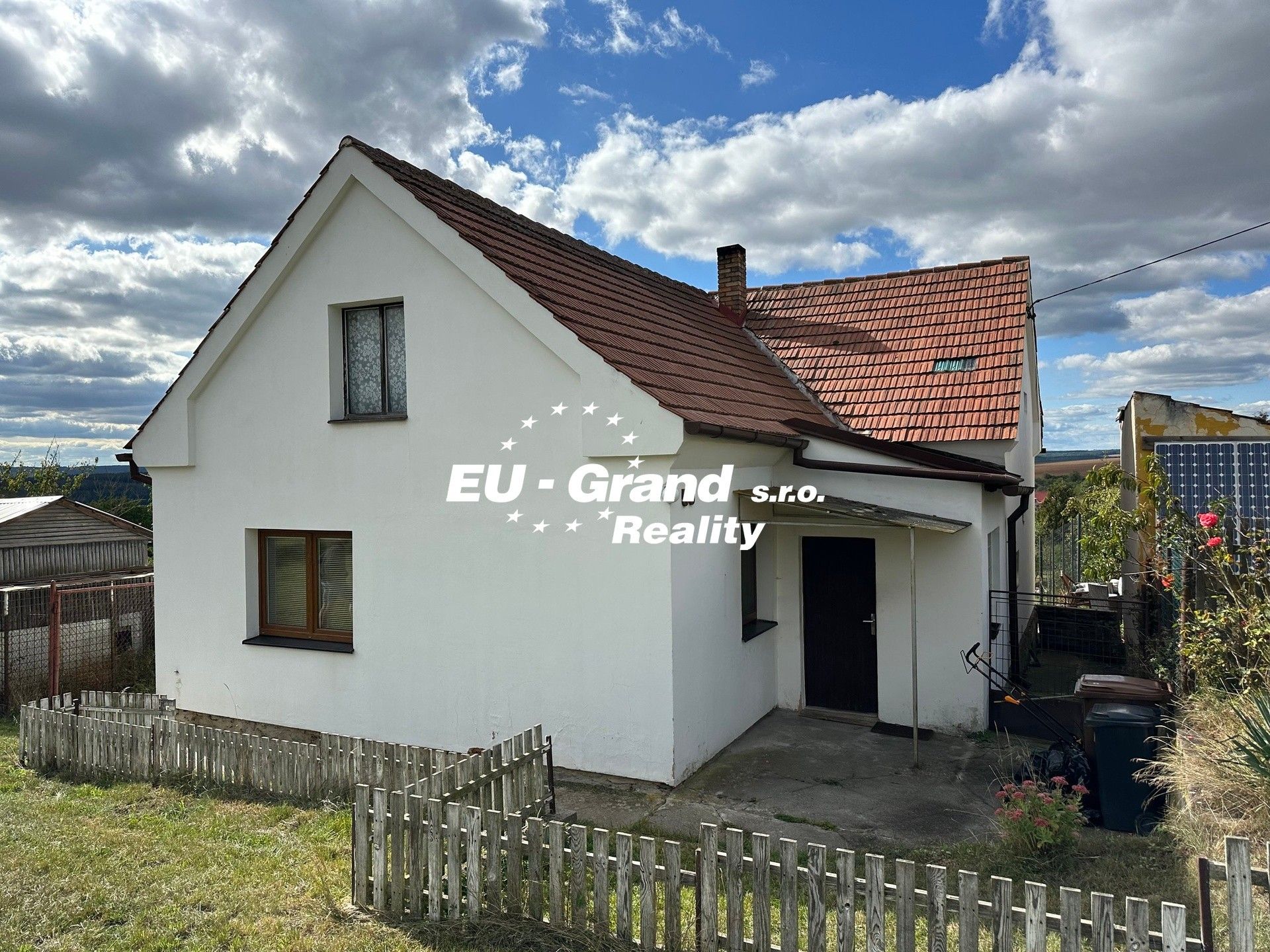 Prodej rodinný dům - Horní Hradiště, Plasy, 204 m²