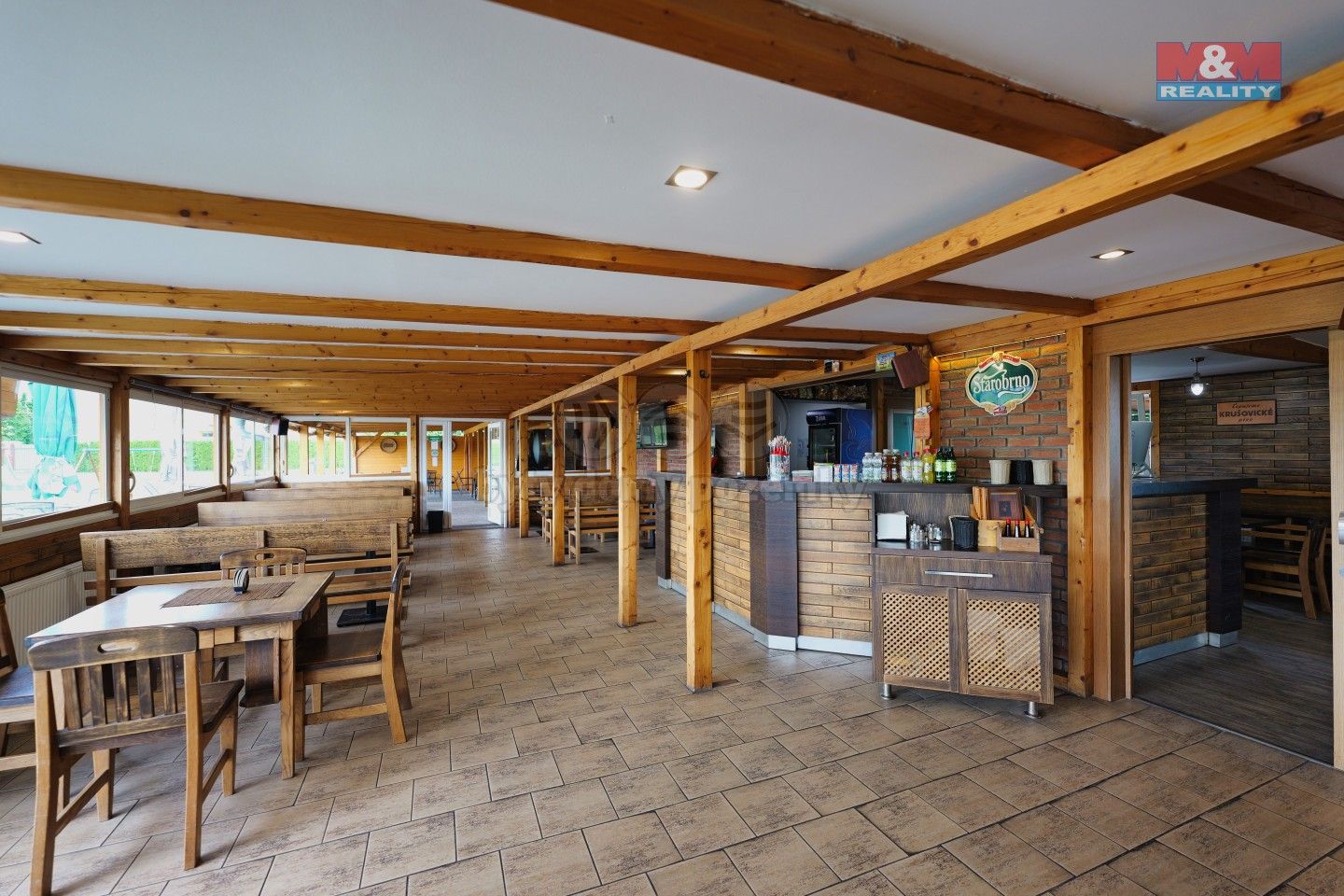 Prodej restaurace - Hanácké náměstí, Chropyně, 249 m²