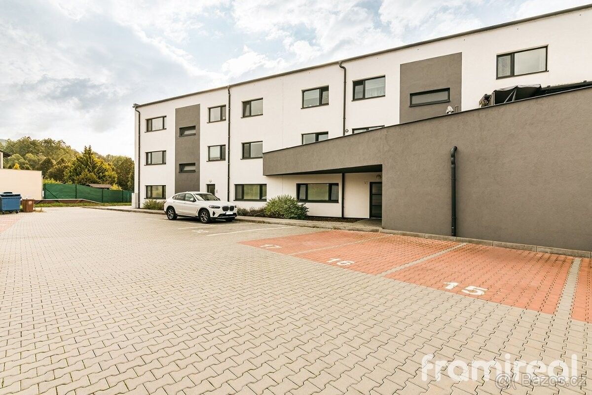 Byty, Židlochovice, 667 01