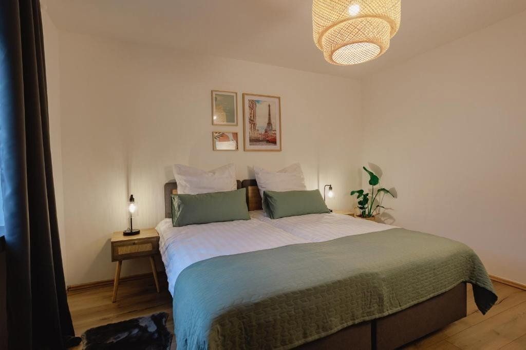 Pronájem byt 3+1 - Essen (Holsterhausen) Holsterhausen Nordrhein-Westfalen 45147, 88 m² - 5