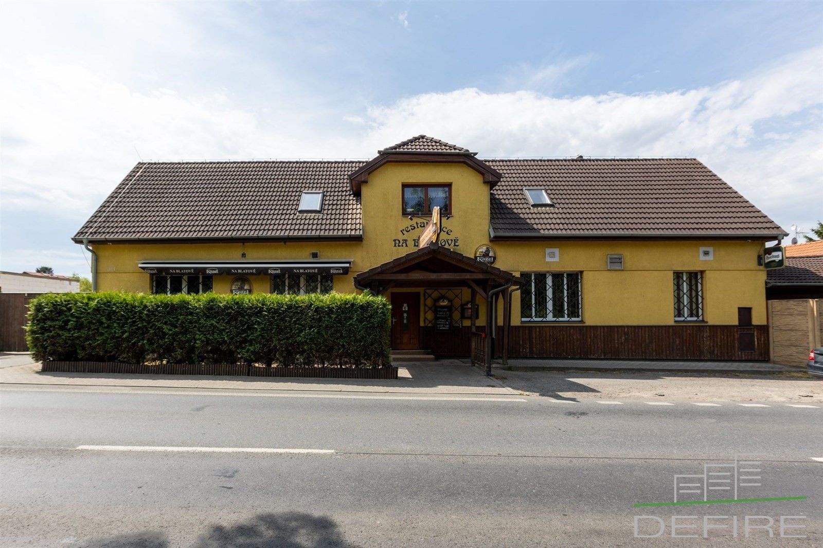 Prodej komerční - Starokolínská, Praha, 510 m²