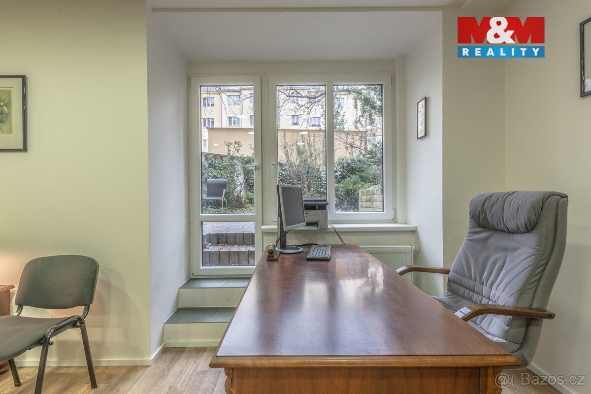 Prodej kancelář - Praha, 130 00