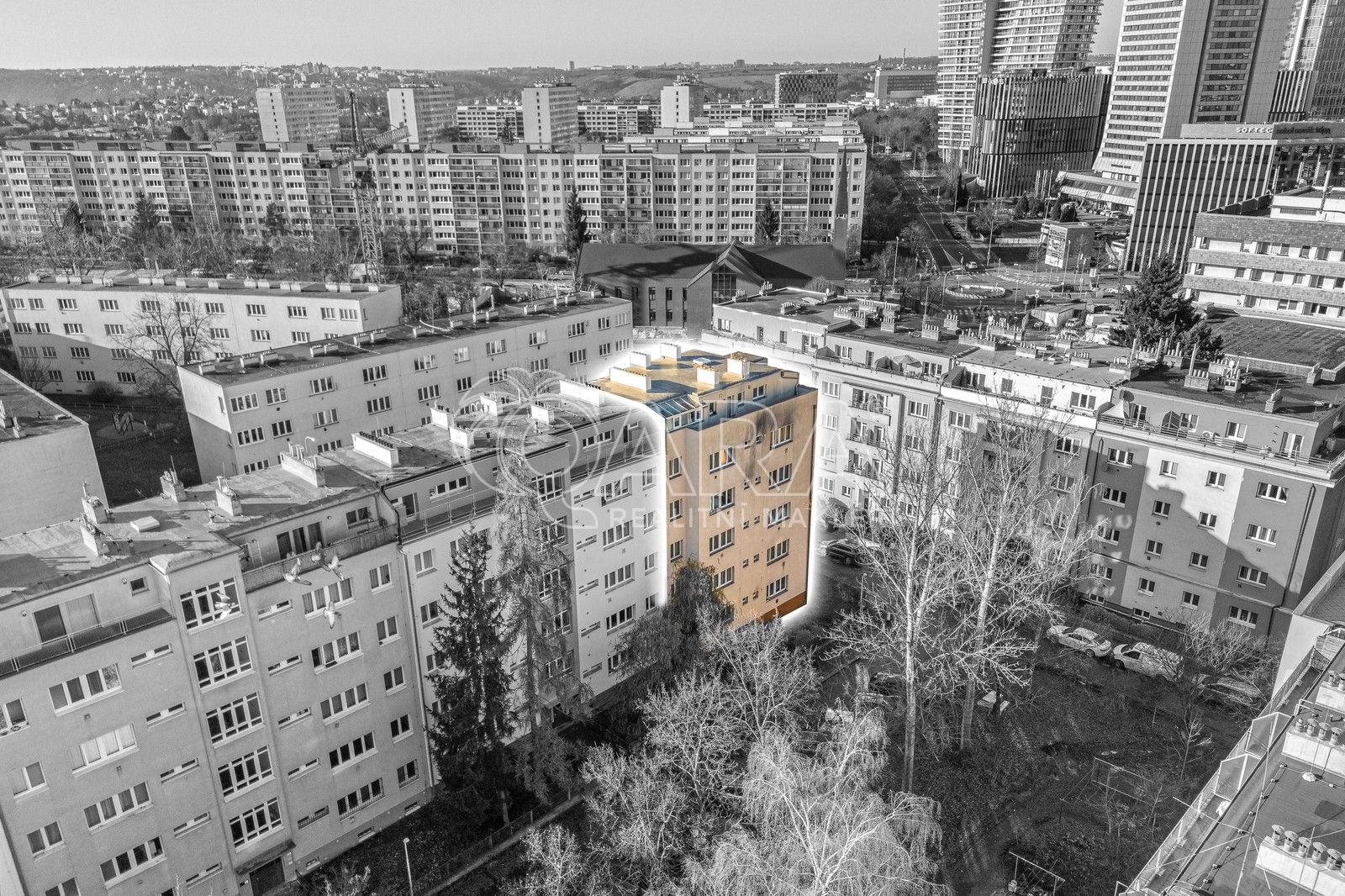 Pronájem byt 2+kk - Bystřická 522, Praha, 41 m²